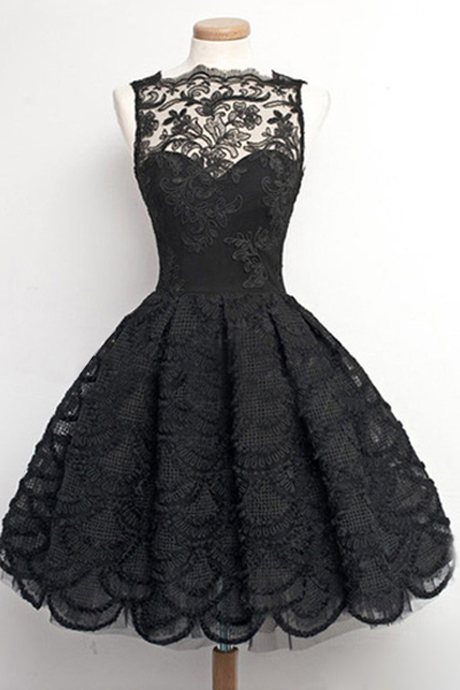Vintage Scalloped-edge Sleeveless Lace Black Party Prom Dress With Appliques